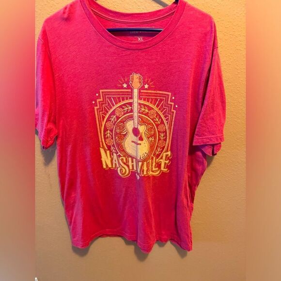 Lulu Mac Nashville shirt - Picture 1 of 6
